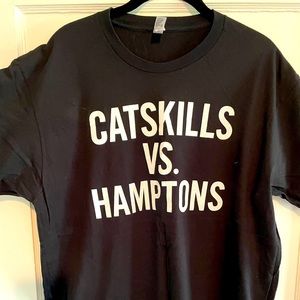 Catskills Vs Hamptons T-Shirt Size XL